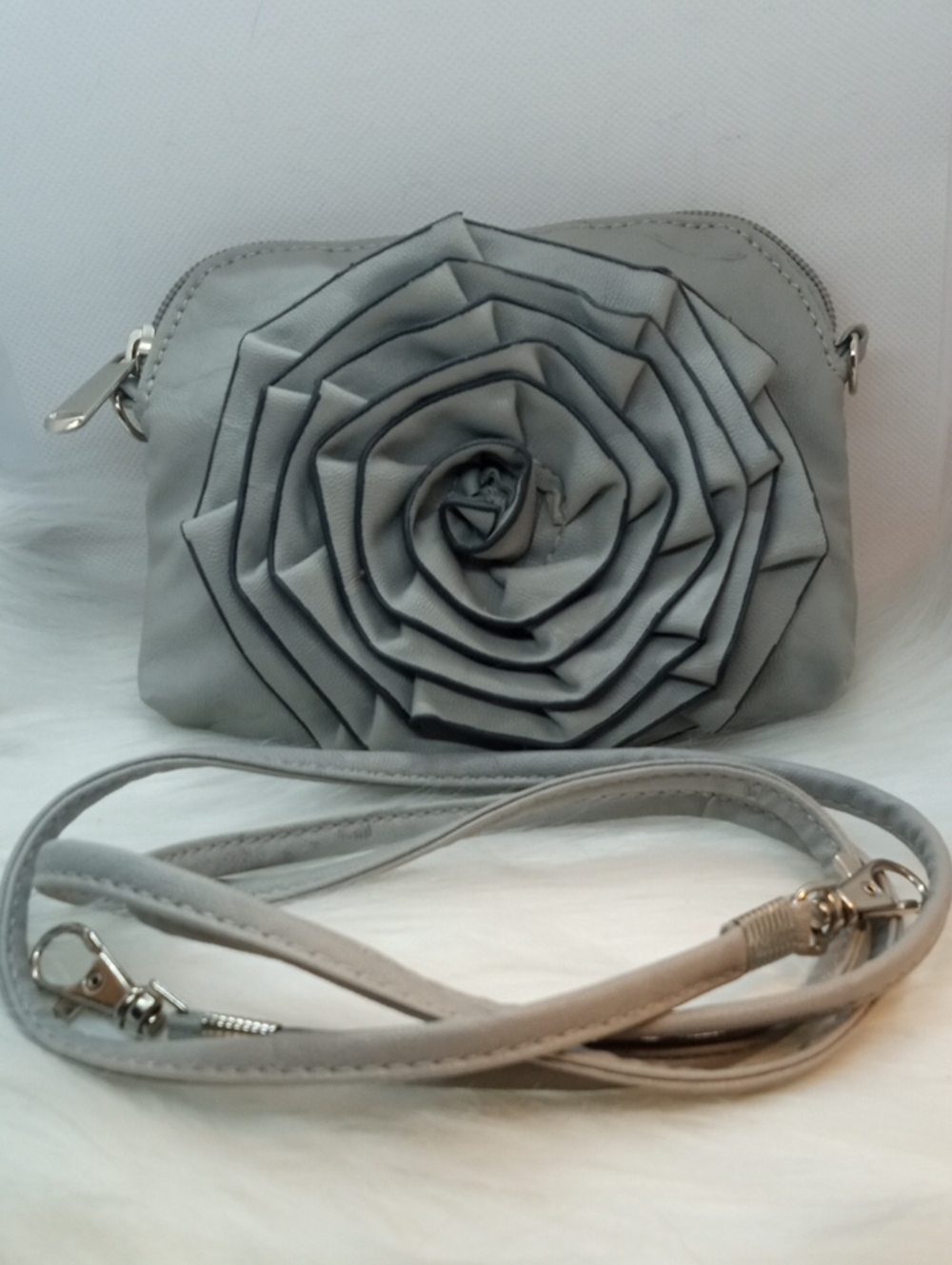GREY MINI ROSETTE CROSSBODY/CLUTCH - Picture 6 of 7